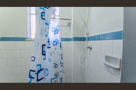 Banheiro de apartamento para alugar com 1 quarto, 40m² em Quintino Bocaiúva, Rio de Janeiro