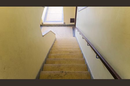 Escada de apartamento para alugar com 1 quarto, 40m² em Quintino Bocaiúva, Rio de Janeiro