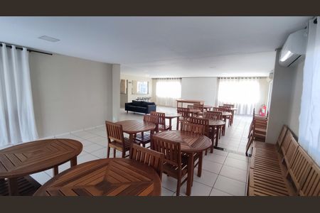 Casa de condomínio para alugar com 147m², 4 quartos e 2 vagas