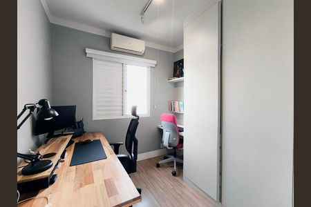 Casa de condomínio para alugar com 147m², 4 quartos e 2 vagas