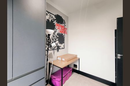 Casa de condomínio para alugar com 147m², 4 quartos e 2 vagas