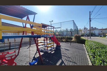 Casa de condomínio para alugar com 147m², 4 quartos e 2 vagas