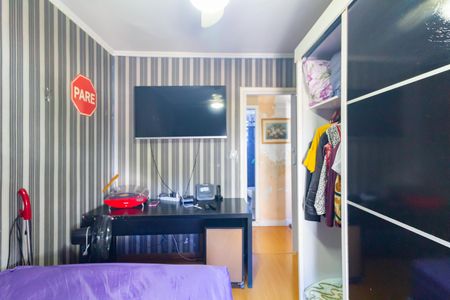 Quarto 2 de apartamento à venda com 2 quartos, 54m² em Jardim Redil, São Paulo