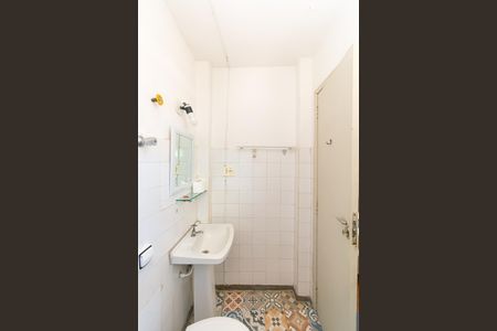 Studio para alugar com 30m², 1 quarto e sem vaga Studio para alugar com 30m², 1 quarto e sem vagaBanheiro