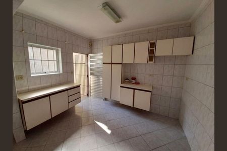 Cozinha de casa para alugar com 2 quartos, 150m² em Vila Gomes Cardim, São Paulo