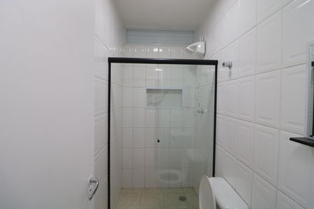 Banheiro de apartamento para alugar com 1 quarto, 38m² em Vila Prudente, São Paulo