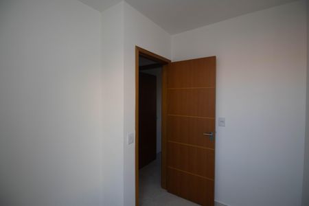 Quarto 2 de apartamento à venda com 2 quartos, 35m² em Vila Isolina Mazzei, São Paulo