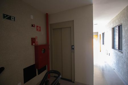 Elevador de apartamento à venda com 2 quartos, 35m² em Vila Isolina Mazzei, São Paulo