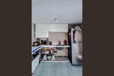 Casa à venda com 150m², 1 quarto e 2 vagas Casa à venda com 150m², 1 quarto e 2 vagasCozinha