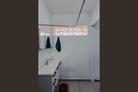Casa à venda com 150m², 1 quarto e 2 vagas Casa à venda com 150m², 1 quarto e 2 vagasBanheiro da Suíte