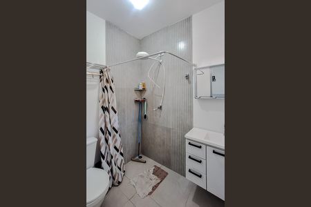 Casa à venda com 150m², 1 quarto e 2 vagas Casa à venda com 150m², 1 quarto e 2 vagasBanheiro da Suíte