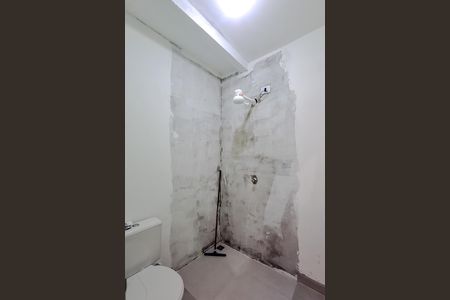 Casa à venda com 150m², 1 quarto e 2 vagas Casa à venda com 150m², 1 quarto e 2 vagasBanheiro (Casa 2)