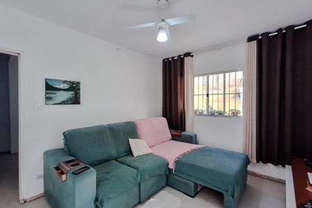 Casa à venda com 150m², 1 quarto e 2 vagas Casa à venda com 150m², 1 quarto e 2 vagasSala