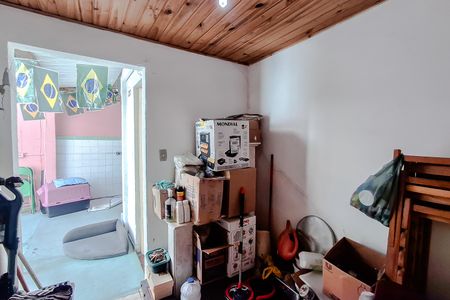 Casa à venda com 150m², 1 quarto e 2 vagas Casa à venda com 150m², 1 quarto e 2 vagasQuarto de Serviço