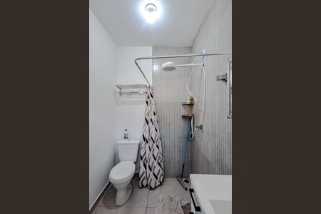 Casa à venda com 150m², 1 quarto e 2 vagas Casa à venda com 150m², 1 quarto e 2 vagasBanheiro da Suíte