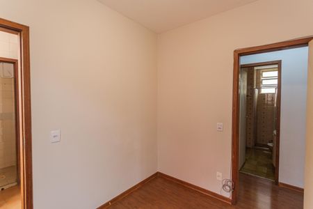 Apartamento à venda com 70m², 3 quartos e 1 vaga Apartamento à venda com 70m², 3 quartos e 1 vagaQuarto 2
