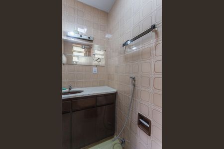 Apartamento à venda com 70m², 3 quartos e 1 vaga Apartamento à venda com 70m², 3 quartos e 1 vagaBanheiro da Suíte