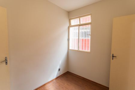 Apartamento à venda com 70m², 3 quartos e 1 vaga Apartamento à venda com 70m², 3 quartos e 1 vagaQuarto 2