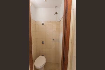 Apartamento à venda com 70m², 3 quartos e 1 vaga Apartamento à venda com 70m², 3 quartos e 1 vagaBanheiro de serviço