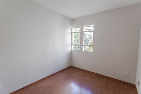 Apartamento à venda com 70m², 3 quartos e 1 vaga Apartamento à venda com 70m², 3 quartos e 1 vagaQuarto