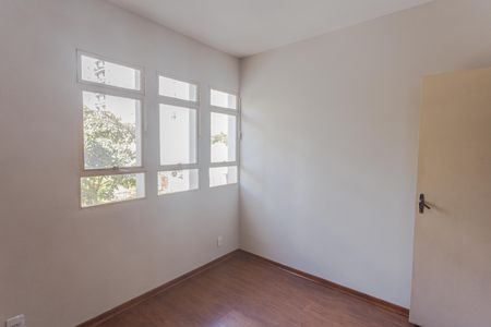 Apartamento à venda com 70m², 3 quartos e 1 vaga Apartamento à venda com 70m², 3 quartos e 1 vagaSuíte
