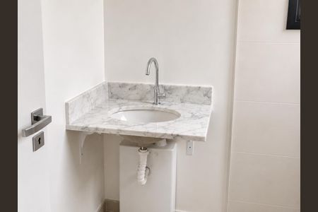 Casa de condomínio à venda com 89m², 2 quartos e 2 vagas Casa de condomínio à venda com 89m², 2 quartos e 2 vagasBanheiro