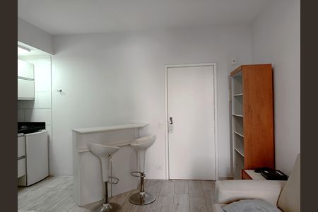 Apartamento à venda com 28m², 1 quarto e 1 vaga Apartamento à venda com 28m², 1 quarto e 1 vagaSala