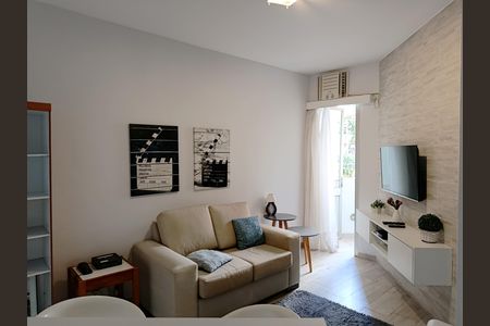 Apartamento à venda com 28m², 1 quarto e 1 vaga Apartamento à venda com 28m², 1 quarto e 1 vagaSala