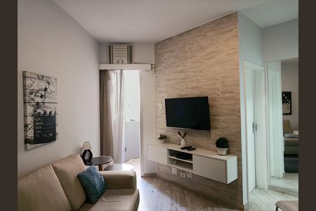 Apartamento à venda com 28m², 1 quarto e 1 vaga Apartamento à venda com 28m², 1 quarto e 1 vagaSala