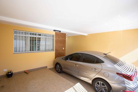 Garagem de casa para alugar com 3 quartos, 150m² em Taboão, Diadema
