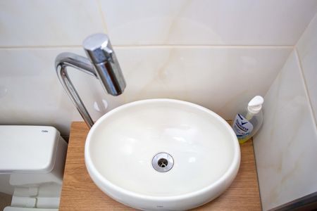 Lavabo de casa para alugar com 3 quartos, 150m² em Taboão, Diadema