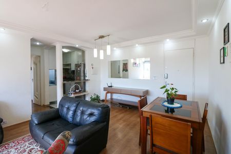 Sala de apartamento para alugar com 2 quartos, 60m² em Jardim Santa Josefina, São Paulo