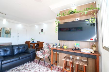 Sala de apartamento para alugar com 2 quartos, 60m² em Jardim Santa Josefina, São Paulo