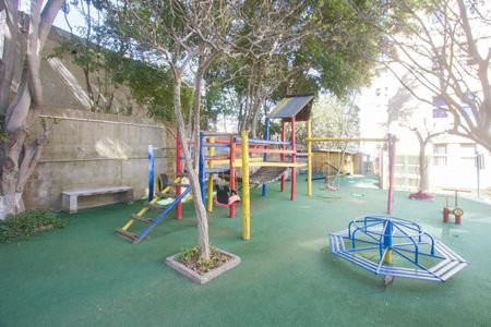 Apartamento para alugar com 2 quartos, 60m² em Jardim Santa Josefina, São Paulo