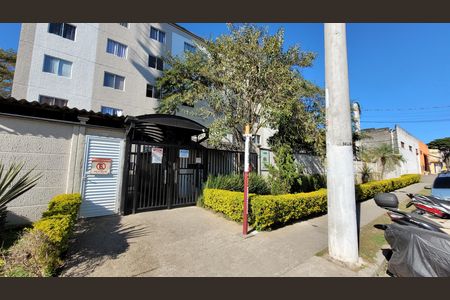 Apartamento para alugar com 46m², 2 quartos e sem vaga Apartamento para alugar com 46m², 2 quartos e sem vagaFachada