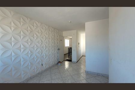 Sala de apartamento para alugar com 2 quartos, 46m² em Jardim das Oliveiras, Itaquaquecetuba