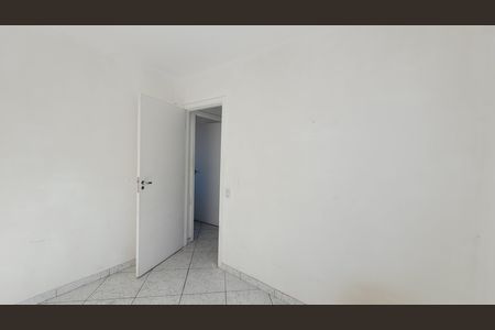 Quarto 01 de apartamento para alugar com 2 quartos, 46m² em Jardim das Oliveiras, Itaquaquecetuba