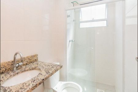 Banheiro de apartamento para alugar com 2 quartos, 46m² em Parque Santa Fé, Porto Alegre