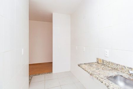 Cozinha de apartamento para alugar com 2 quartos, 46m² em Parque Santa Fé, Porto Alegre