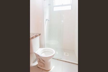 Banheiro de apartamento para alugar com 2 quartos, 46m² em Parque Santa Fé, Porto Alegre