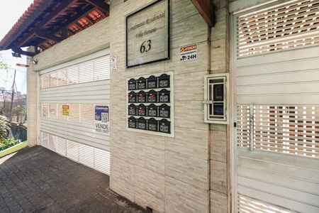 Casa de condomínio à venda com 100m², 2 quartos e 1 vaga Casa de condomínio à venda com 100m², 2 quartos e 1 vagaFachada