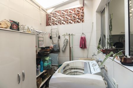 Casa de condomínio à venda com 100m², 2 quartos e 1 vaga Casa de condomínio à venda com 100m², 2 quartos e 1 vagaÁrea de Serviço e Churrasqueira