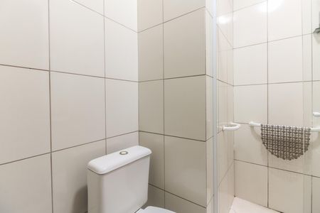 Casa de condomínio à venda com 100m², 2 quartos e 1 vaga Casa de condomínio à venda com 100m², 2 quartos e 1 vagaBanheiro Social