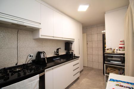 Cozinha - Armários de apartamento à venda com 2 quartos, 60m² em Vila Nossa Senhora de Fatima, Guarulhos