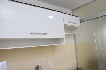 Cozinha armarios de apartamento para alugar com 2 quartos, 52m² em Vila Santana I, Jundiaí