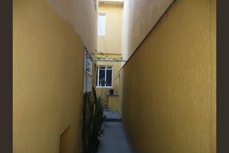 Corredor externo de casa à venda com 3 quartos, 125m² em Jardim Haia do Carrao, São Paulo