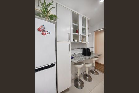 Apartamento à venda com 56m², 2 quartos e 1 vagaCozinha