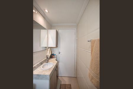 Apartamento à venda com 56m², 2 quartos e 1 vagaBanheiro Social