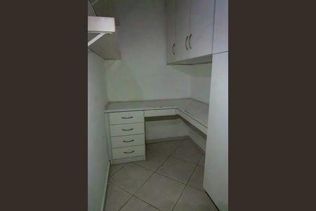 Apartamento para alugar com 75m², 2 quartos e 1 vaga