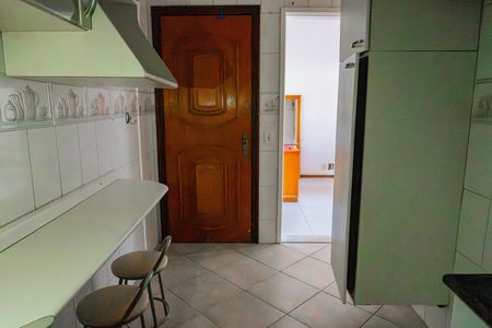 Apartamento para alugar com 75m², 2 quartos e 1 vaga